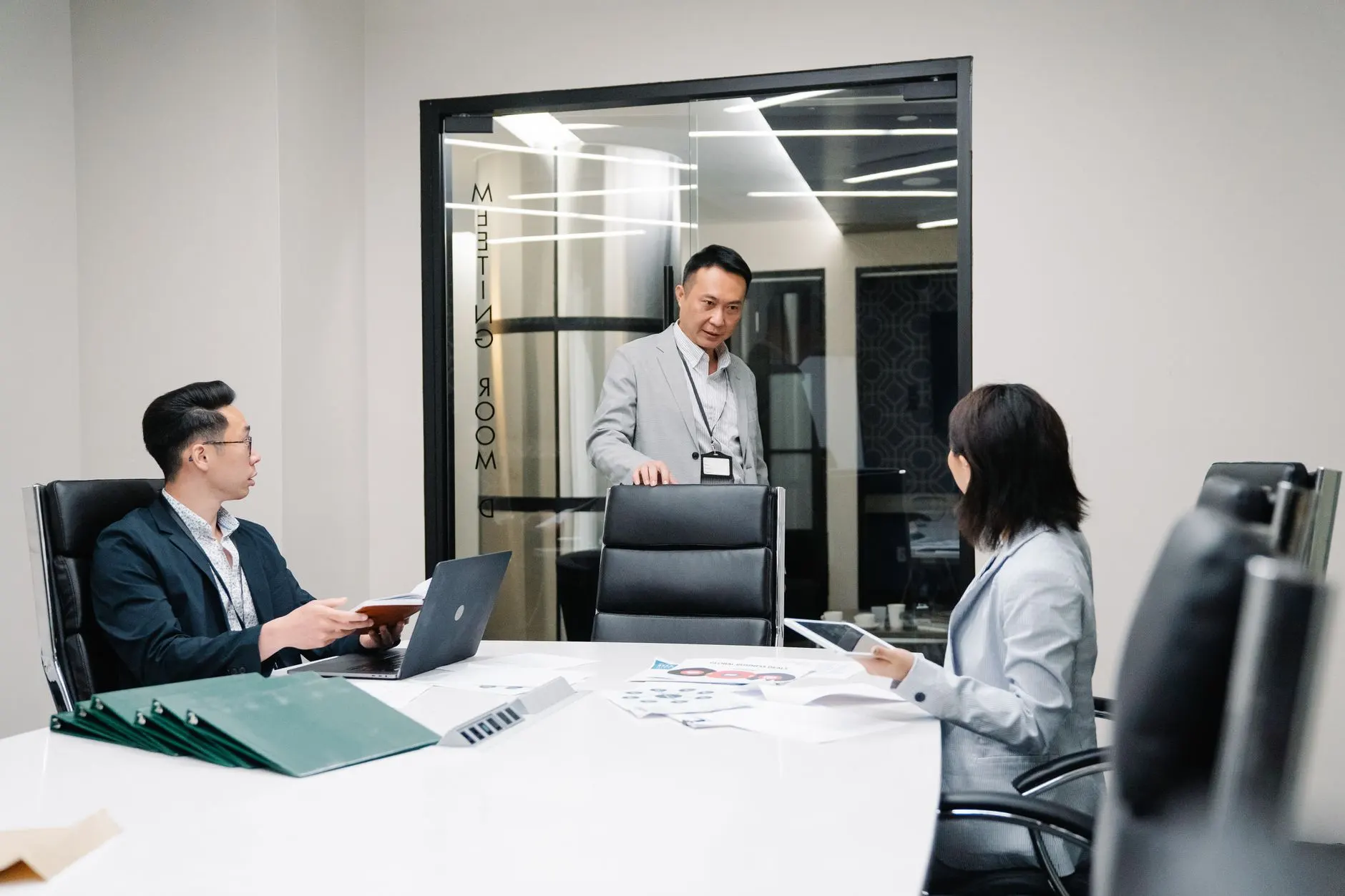 企业文档管理系统中文件归档模块的技术架构与实现要点解析